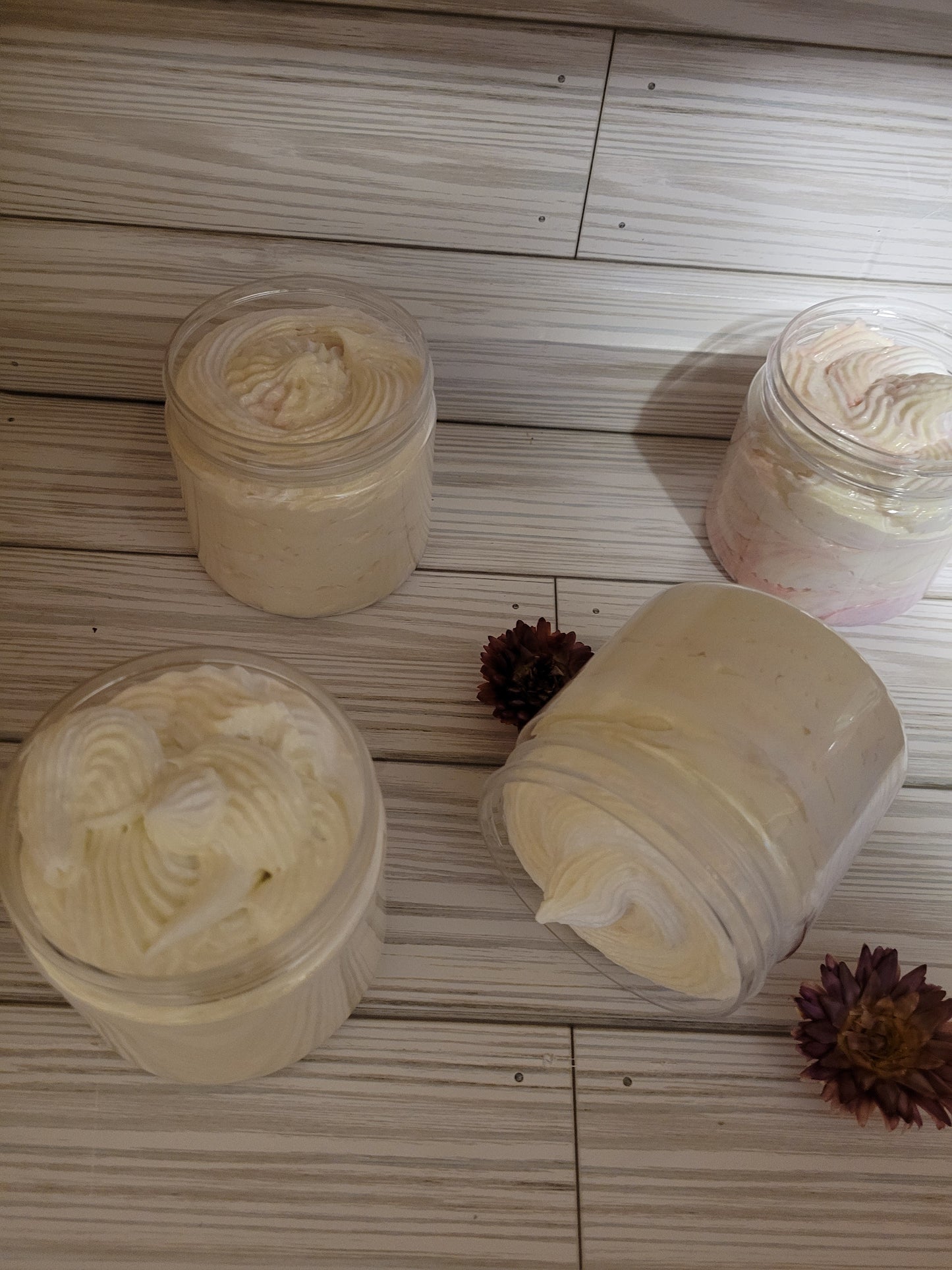 Vanilla Almond Foaming Sugar scrub