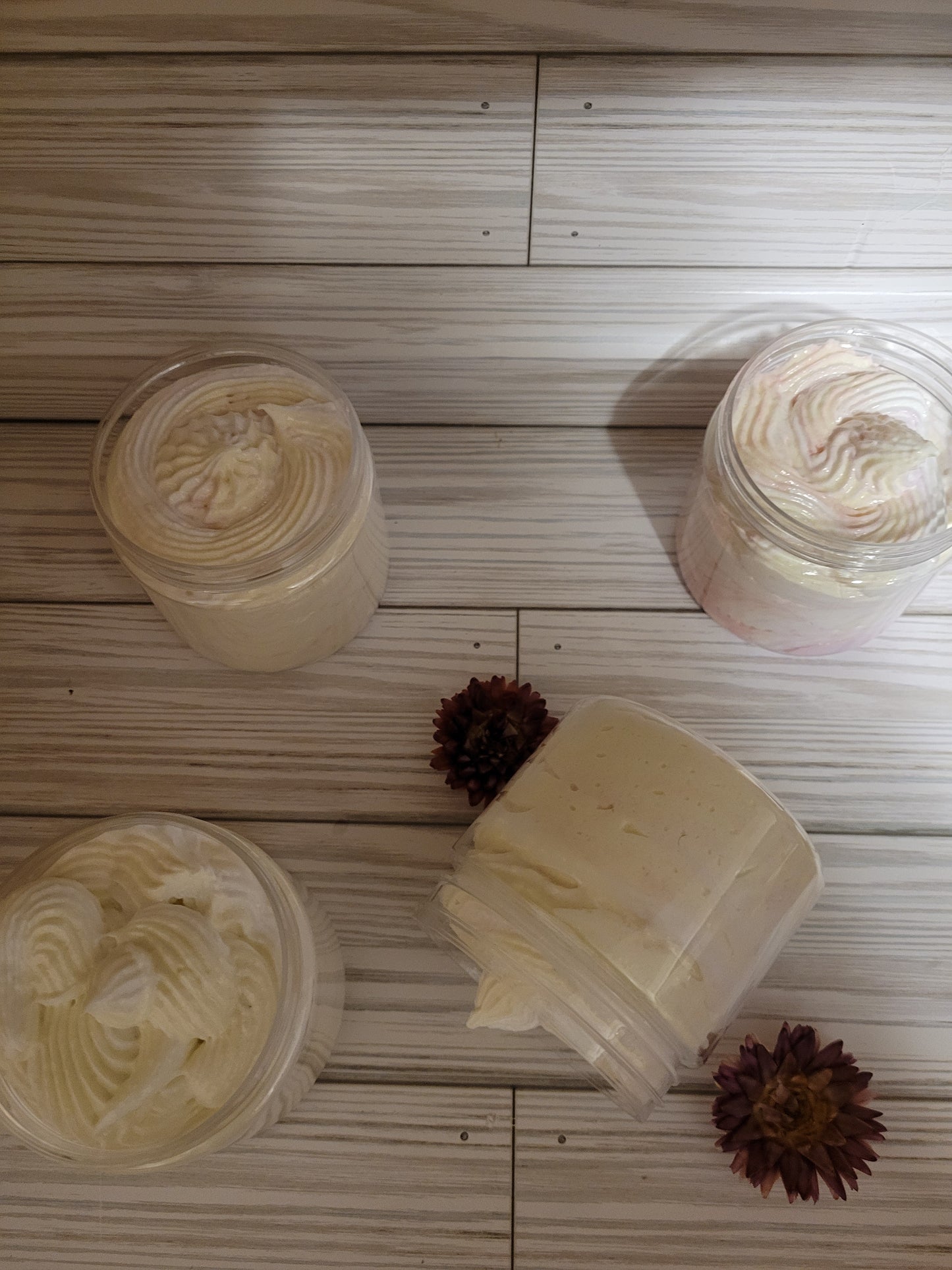 Vanilla Almond Foaming Sugar scrub
