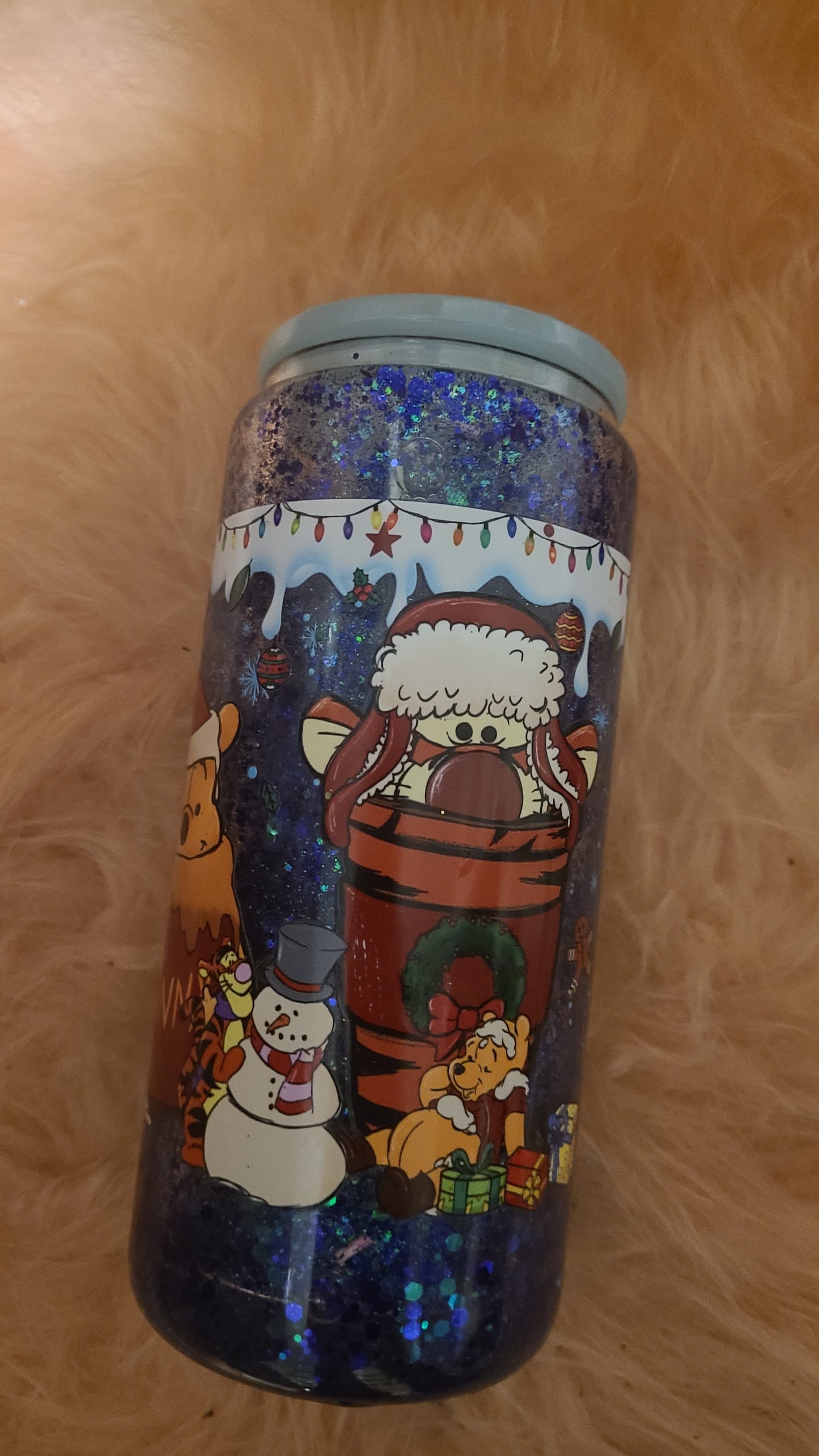 Pooh and Friends Christmas Snowglobe