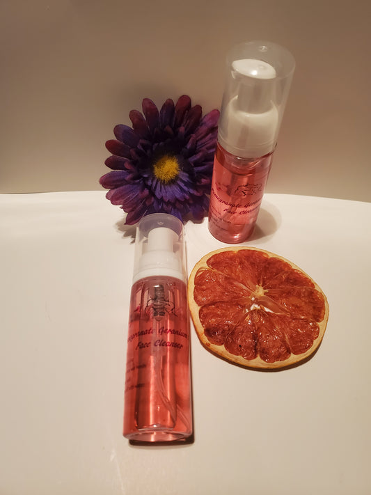 Pomegranate Foaming Face Cleanser